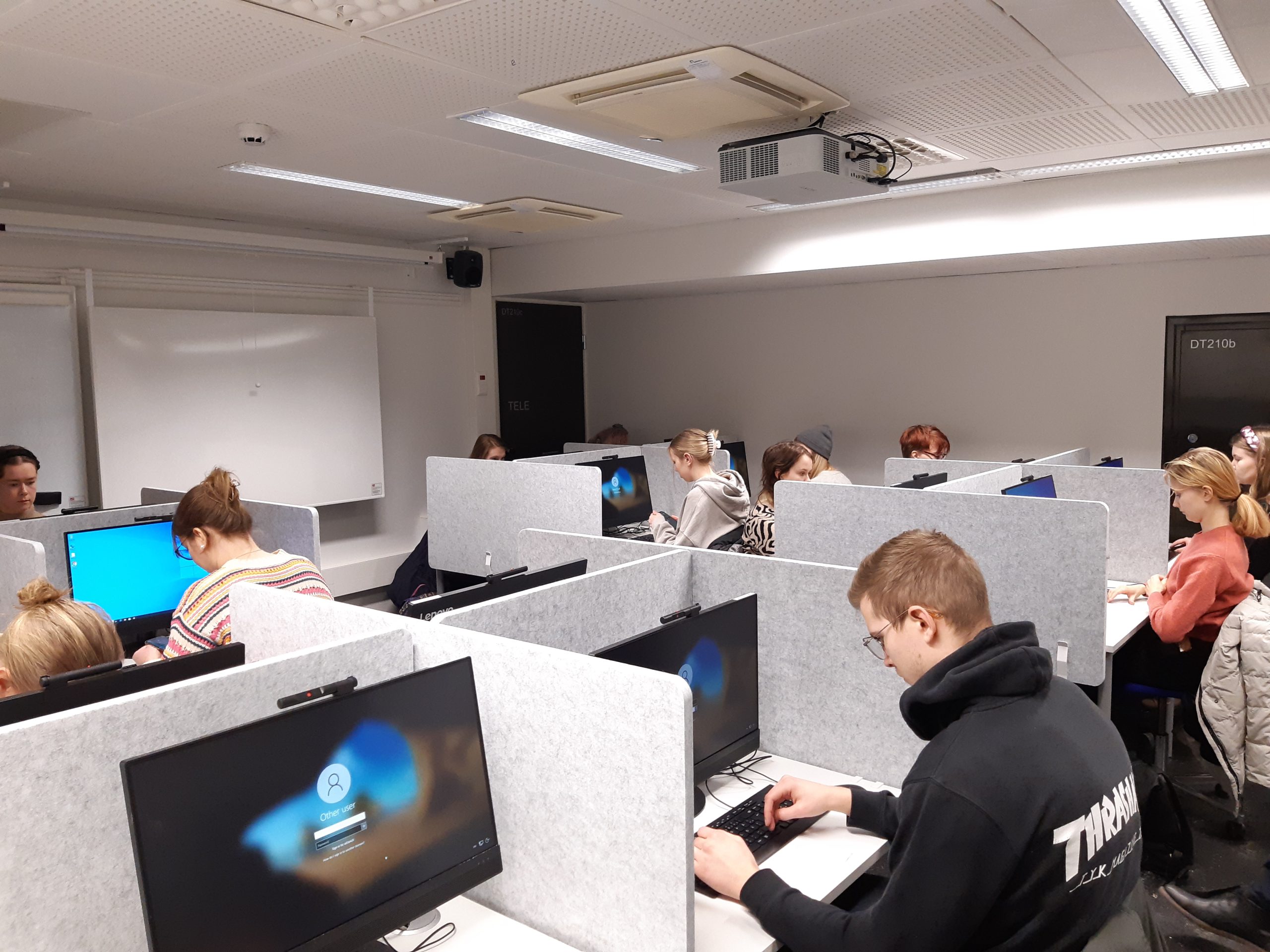 DMLab - Tampere University's Decision-Making Laboratory